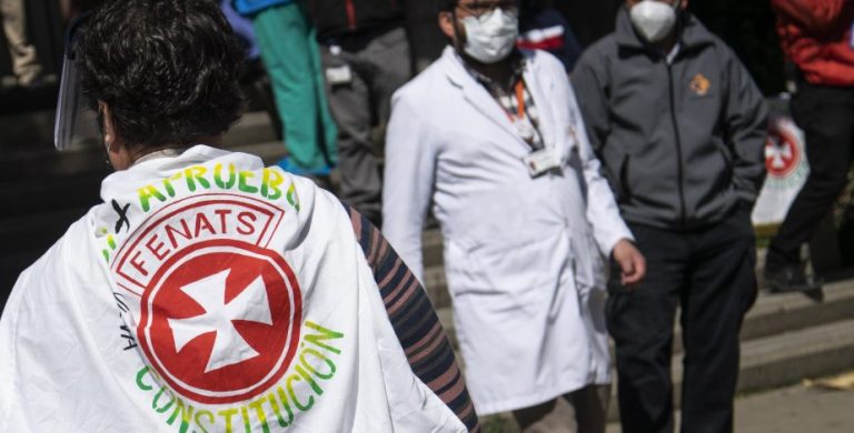 Paro de trabajadores de la salud se extenderá por 48 horas: Pidieron apoyo de la población