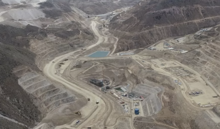 Producción de cobre de Anglo American aumentó en 52% en último trimestre 2022