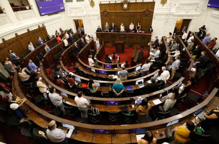 LOS PRIMEROS PASOS DE LOS 24 EXPERTOS QUE REDACTARÁN EL ANTEPROYECTO DE NUEVA CONSTITUCIÓN